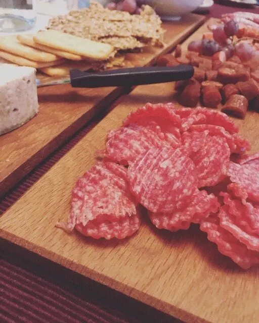 Tapasbricka ek